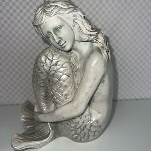 Mermaid Figurine Sitting Mystical Nautical 8”X”5X6” White/ Silver Matte Mint